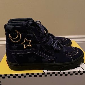Mickey Mouse Sk8 hi vans